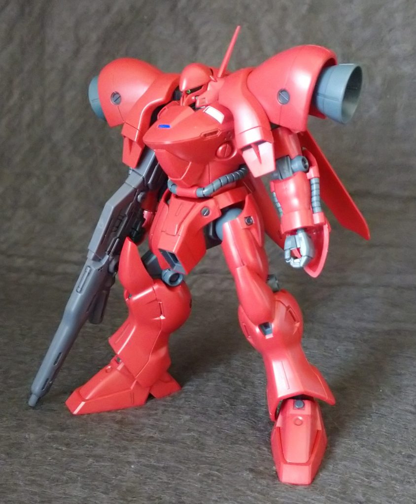 頭部パーツが丸ごと揃っている(モノアイシールはなし)ので､ノーマルのガーベラ•テトラにも仕上げられます 