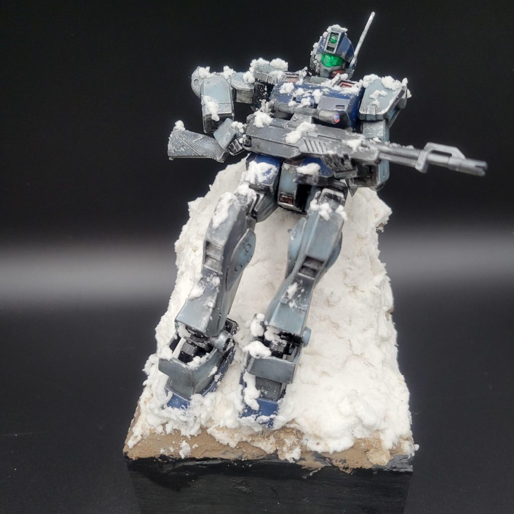 ちょっと雪を盛りすぎた気もします。