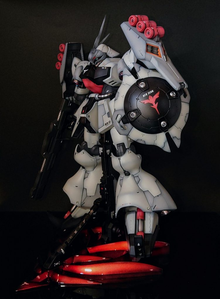 台座に乗せると、こんな感じ(^^)