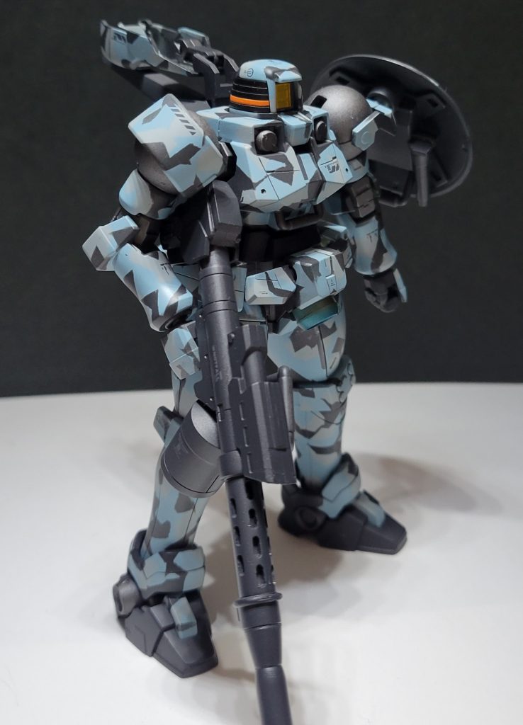 ライフルの長穴は彫って中にプラ棒を仕込んであります。苦労したかいがあっていい感じです。