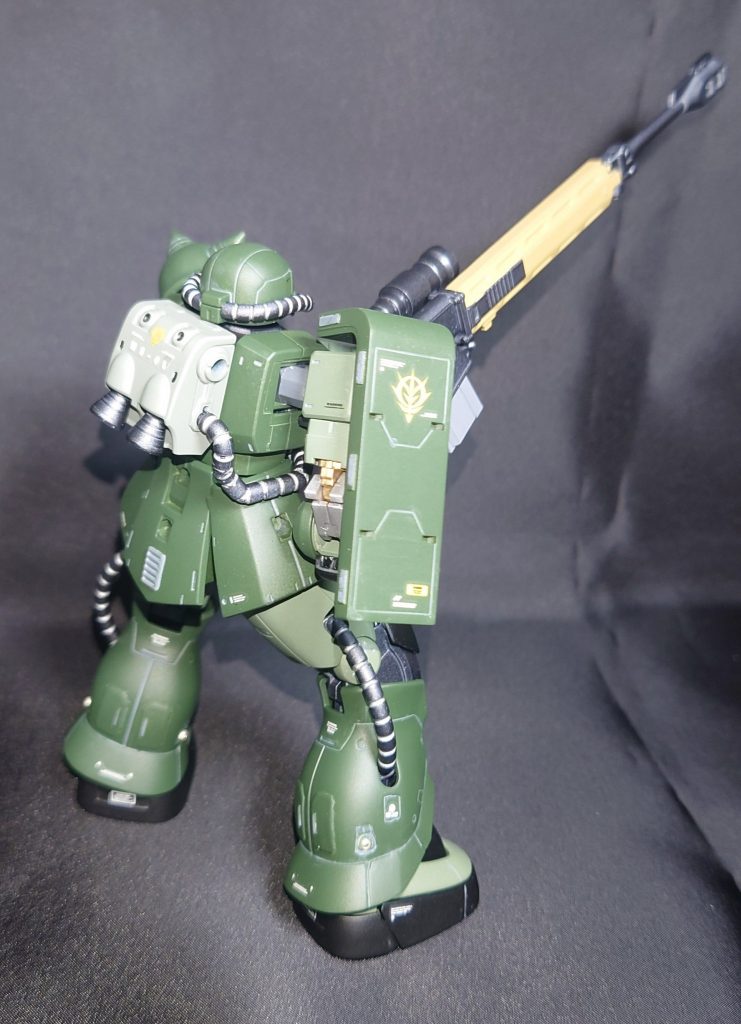 リアビュープラバンと筋彫り、別売パーツ、デカールでディテールアップ。量産機としてのデザイン、オリジン版キットの完成度は、自分の技量では大きくイジる要素が見当たらないです。