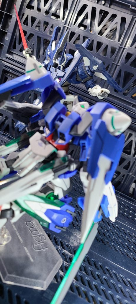 『貰ったぜガンダムー!』