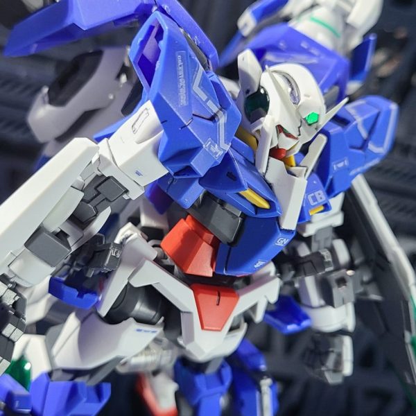 MG ガンダムアメイジングエクシアの塗装完成見本を展示、全日本