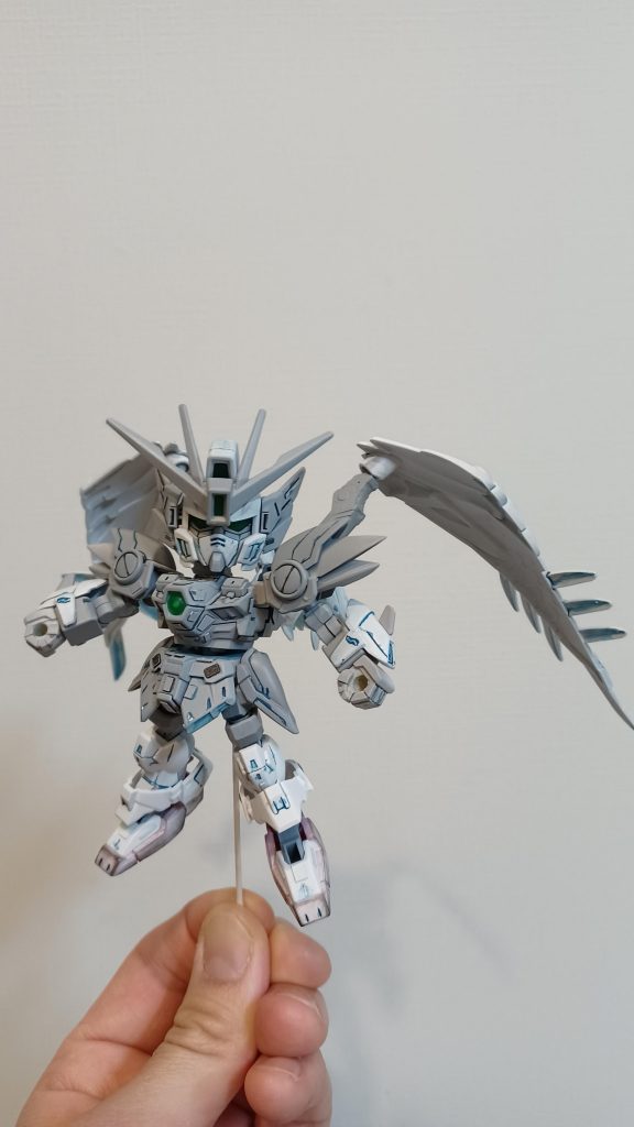 今回は、白サフ灰サフウェザリングだけで、仕上げました。