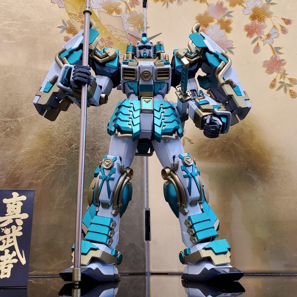 改修はほとんどしていません。ヒケ処理などの基本工作がメインです。カラーは妻のリクエスト、覚醒ユニコーンです!白 ガイア Exホワイト緑 Mr. GXメタルグリーン + ガイア プライマリーメタリックブルー金 Mr. GXブルーゴールド銀 ガイア Exシルバー槍持ち手 アクリジョン カッパーブルーゴールドかなりお気に入りになりました!