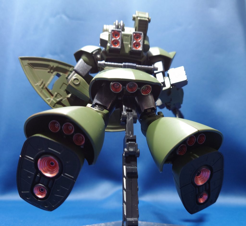 今回使った塗料。本体緑……オキサイドレッド缶サフ→TS-61 NATOグリーン本体ガンメタル……TS-14 ブラック→TS-38 ガンメタル関節……水性ブラックサフ→H18 黒鉄色武器……クレオス缶サフブラック→S28 黒鉄色バーニア内部……ガンダムメタリックマーカーセット ガンダムメタレッド