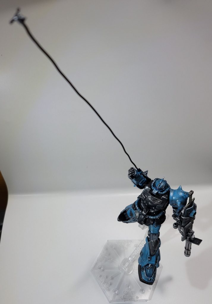 空を飛ぶ何かを引っ張って飛ぼうとしているところ調査兵団なんかよりこいつの方が立体機動のプロだろう