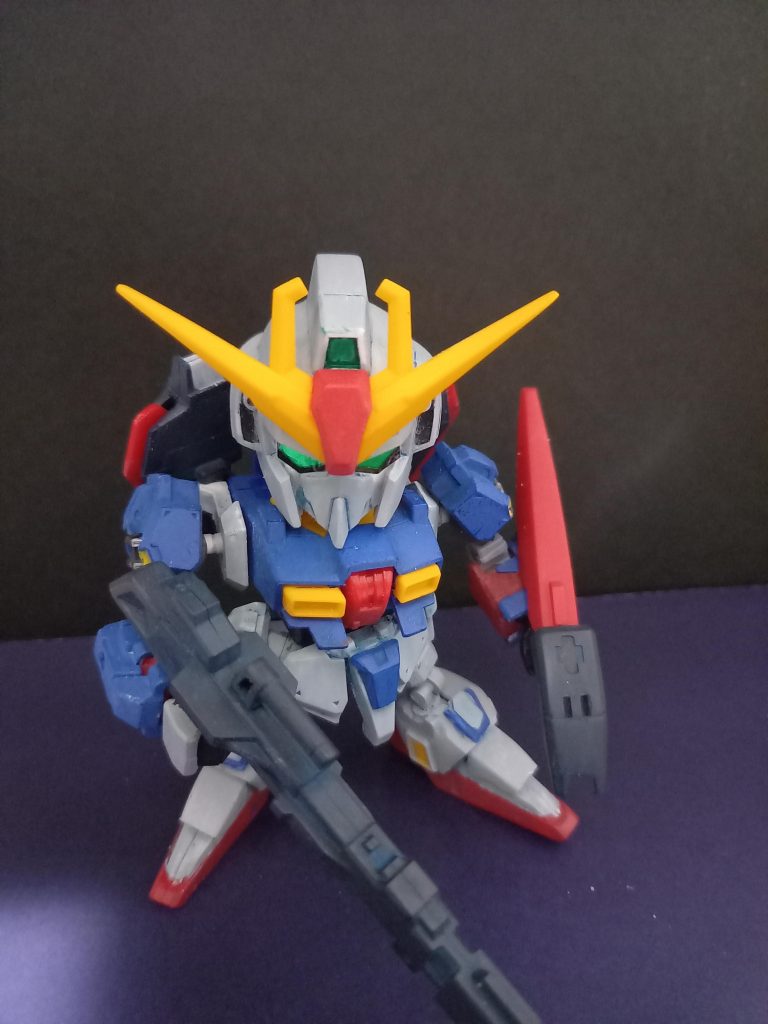 ファレホのパールグレー筆塗り　腕はスタンダードユニコーンガンダムの腕。