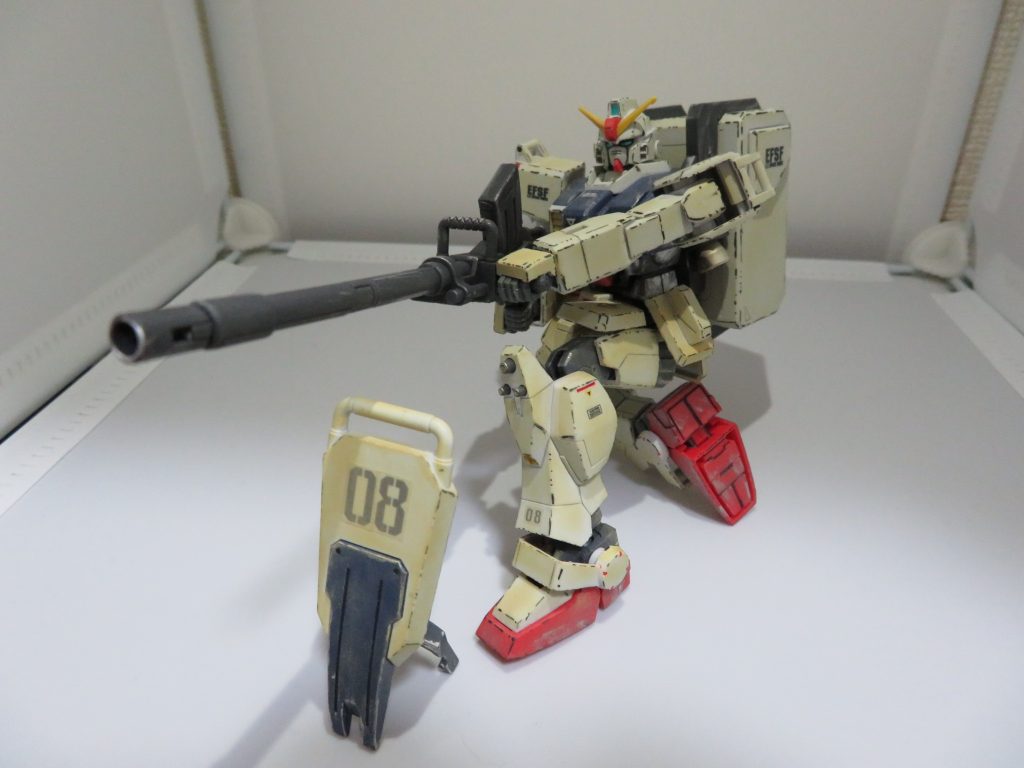 180mmキャノンとシールド