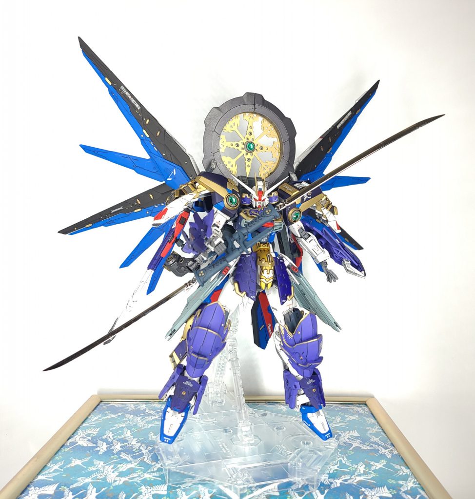 【武装其の四】・ 作中の連結ビームサーベルのようなものを考えました🤔