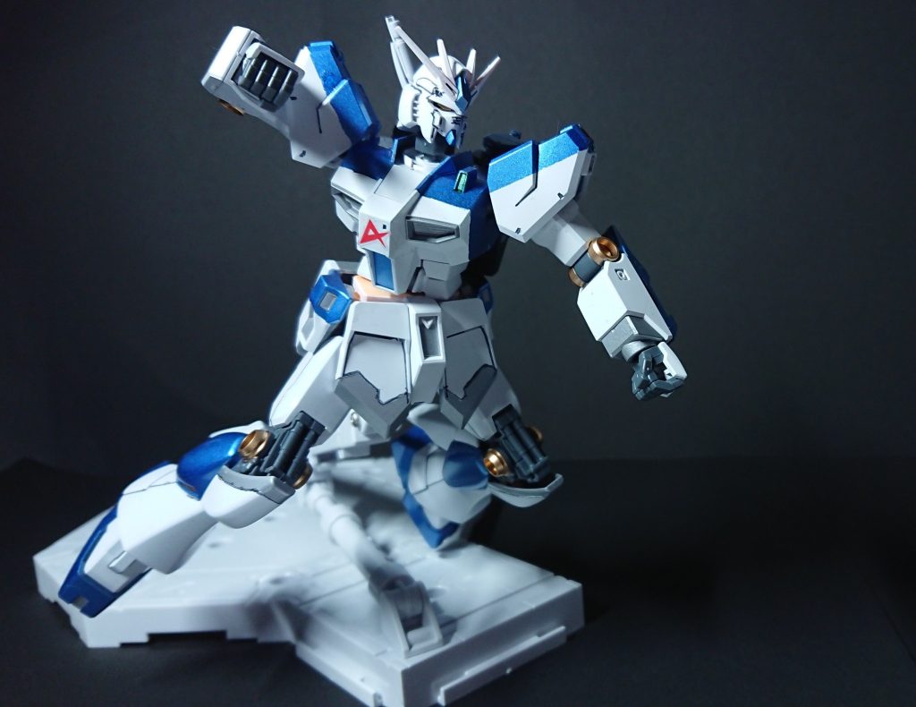 EGのHi-νガンダム！？–6枚目/制作者：𝕭𝖚𝖗𝖓𝖘🍥