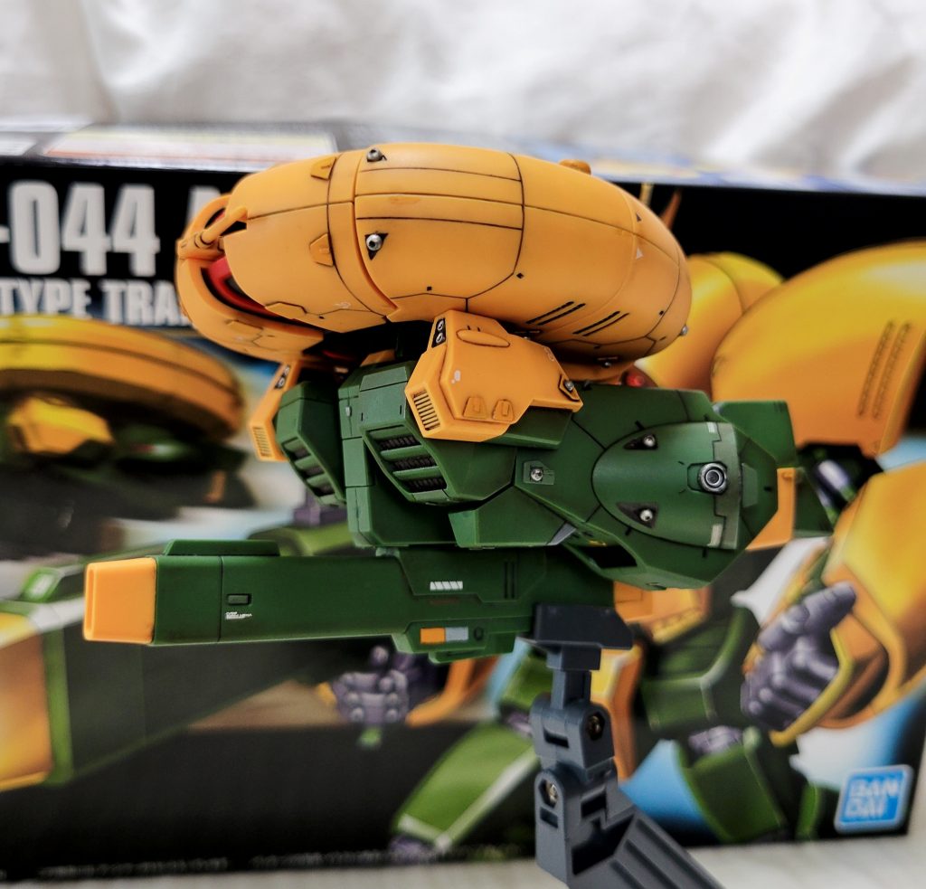 変形完了! この間0.5秒! スゴイ! 個性的なデザインのMAですが、劇中の活躍もあり飛行型・人型共にとても惹かれます。