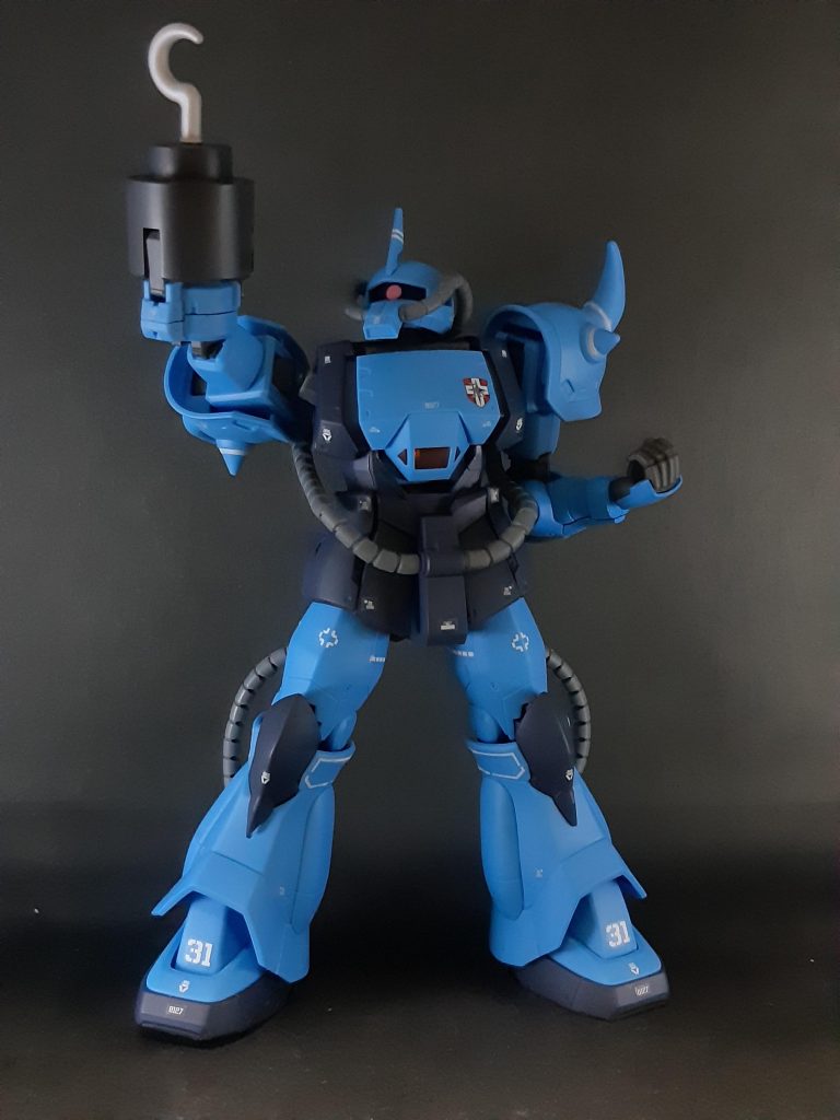 ウインチ内臓のロープアーム。敵の動きを封じたり、武器やシールドを落とさせるのが主な使いみち。ちなみに、写真は撮ってませんがキマリスヴィダールのドリルニーがそのままついたので、ドリルアームも再現可能です。