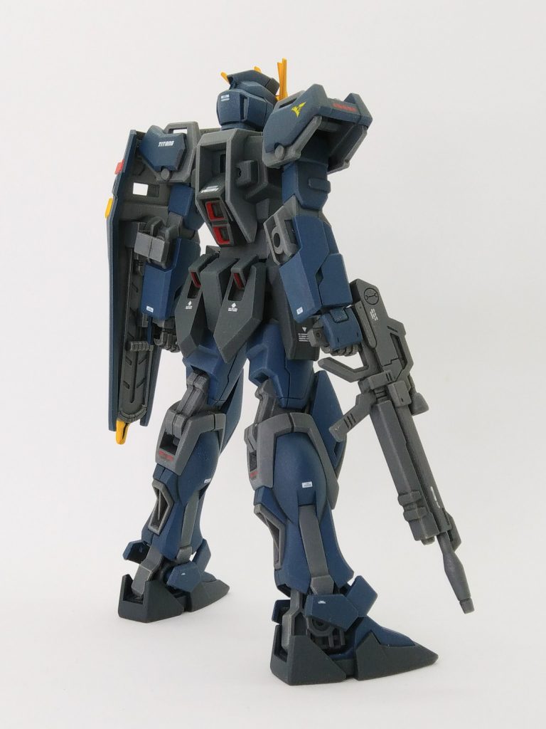 デカールもやり過ぎず丁度良く。