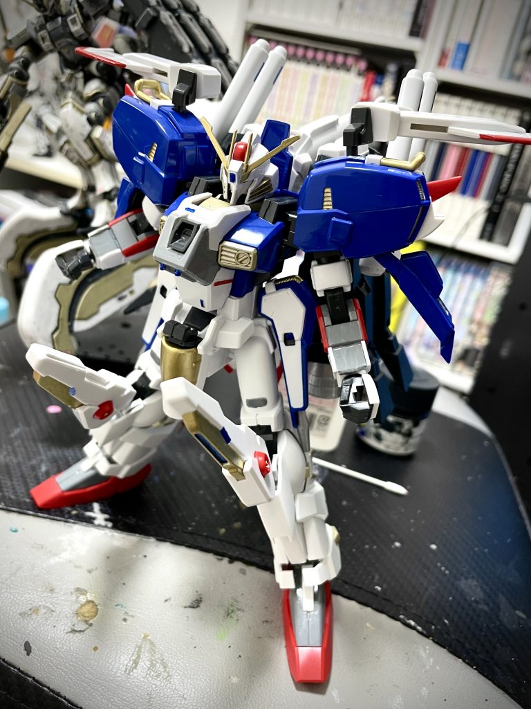 トップコートやウェザリングする前の塗装した状態。ウェザリングすると筆塗りの細かい粗とかも誤魔化せるので最近ハマってます。