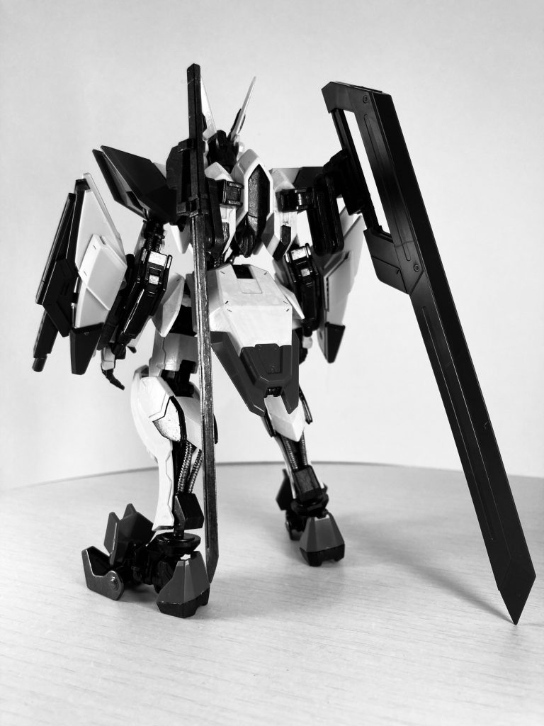 アニメ2期が始まり後継機が登場しましたので、現在換装アーマー作成中。