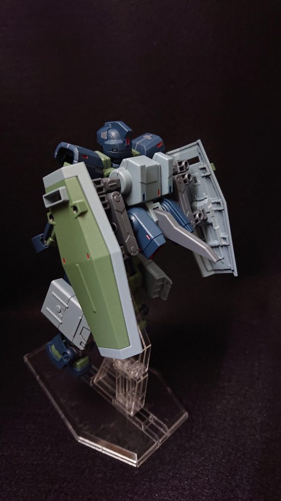 使用した塗料タミヤカラースプレー・ジャーマングレイ・ブラック・ゴールド・ヘイズグレイ・ガンメタル・ライトガンメタル・フィールドグレイタミヤカラーエアーモデルスプレー・ネービーブルーMr.カラースプレー・シルバー