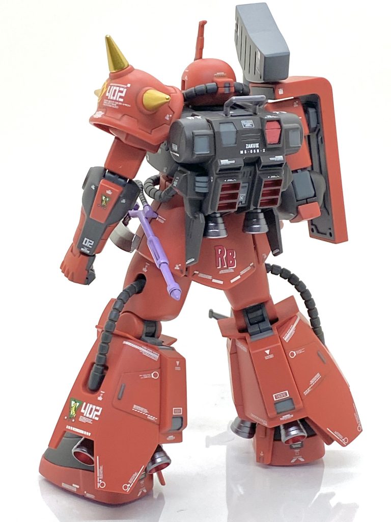 塗装箇所とカラーレシピジャイアントバズーカ、細部のグレー→(クレオス)ニュートラルグレー各部バーニア外部→(ガイア)フレームメタリック(2)各部バーニア内部、バックパックのレッド部→(クレオス)GXメタルレッドショルダーアーマーのトゲ→(ガイア)スターブライトゴールド