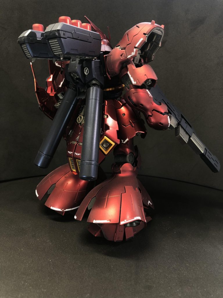 RG サザビー–3枚目/制作者：アマギ