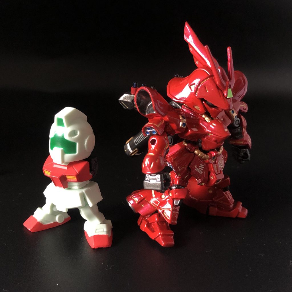 大好きな【ガシャポン戦士f】と並べて。サイズ感もピッタリ!