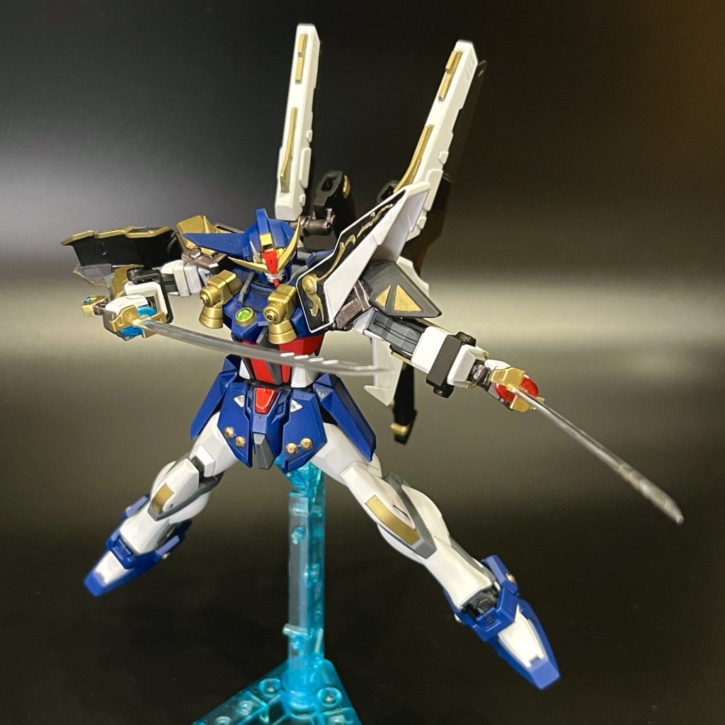 本家ノワールの代名詞、二丁拳銃...をイメージした構え!