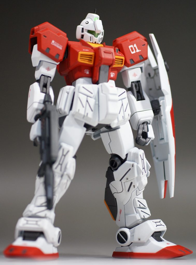 ジムカスタム、スナ2、ジムストライカー、アドバンスド・ヘイズルを使用してミキシング。あの時代の民間軍事会社は簡単に入手してそうなのでこういう形にしてみました。