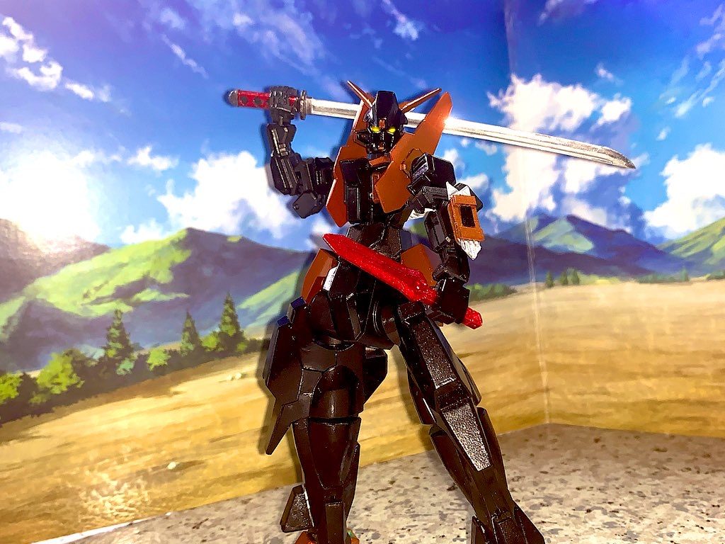 「うえっへっへっ、まぁなんとかなるさ!」彼自身はガンプラは初めたてでわからないことだらけだが彼自身の人柄のよさ、そして物事を柔らかく見る姿勢にいろんな仲間が集まっていくのだ。ちなみにこのガンプラのカラーリングを考えたのは葉ではなく許嫁のアンナである(