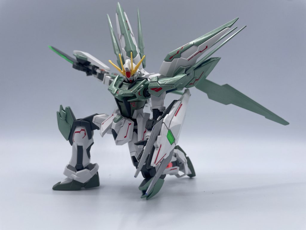 膝立ちでズバッと切ったポーズ。