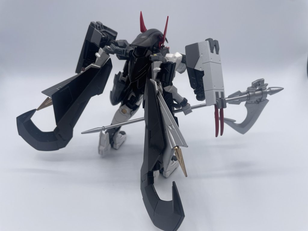 立ち姿後ろから。