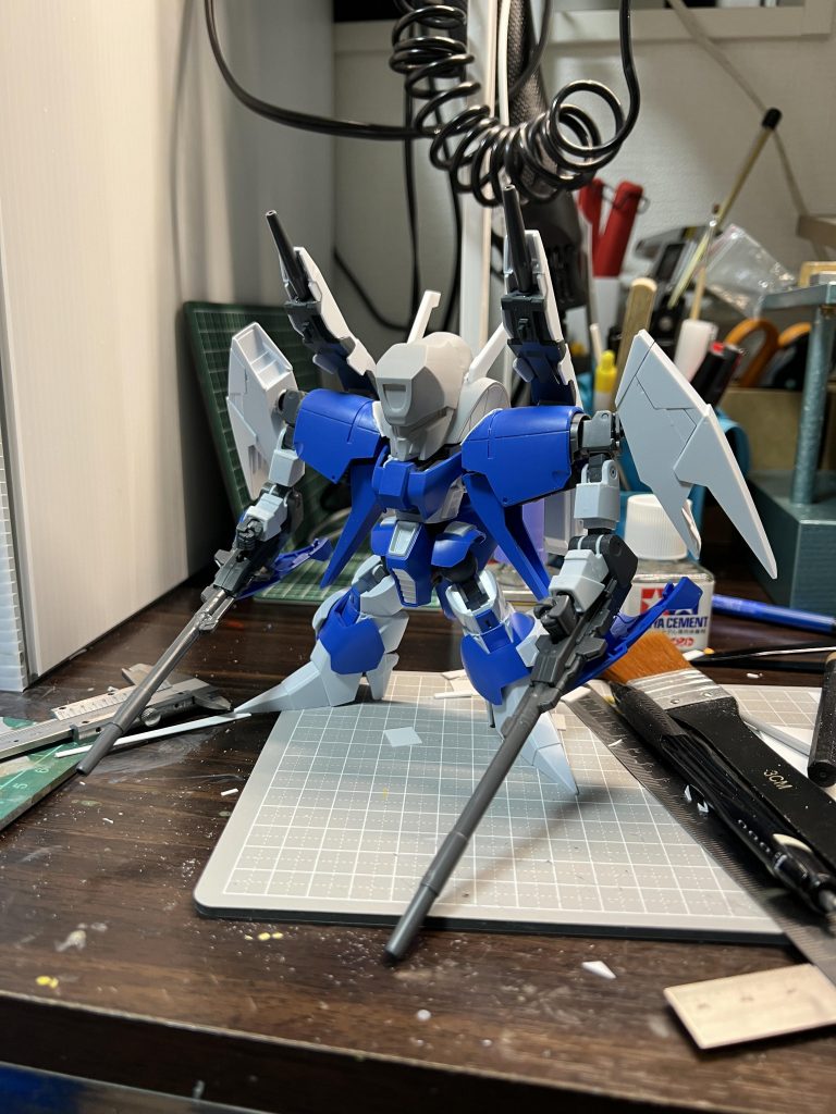 ビームキャノンのカバーが上向き気味になってしまったので微修正しました、少しだけ収まりが良くなりました。