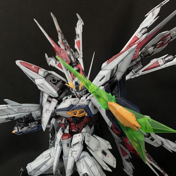 エクリプスガンダム-マニューバストライカー装備-