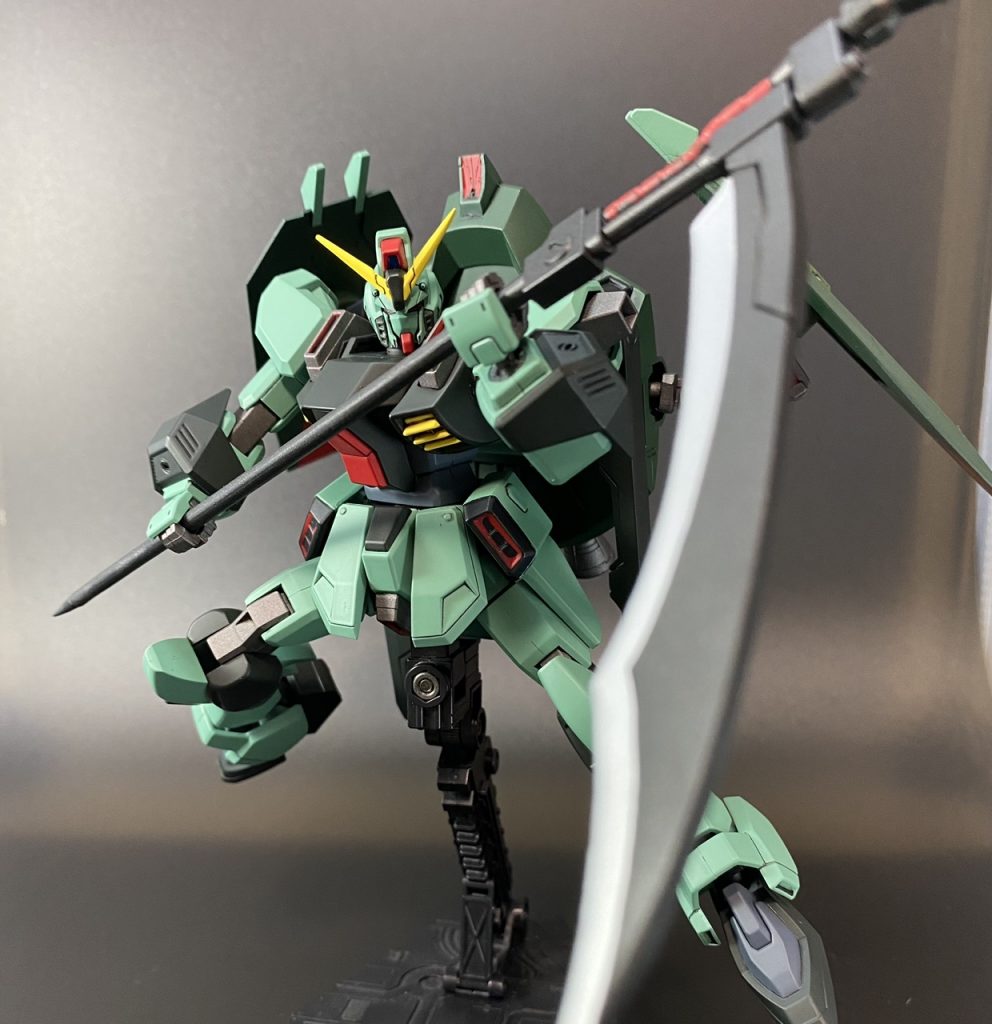 ニーズヘグもプラ板スクラッチで大型化しました。持ち手はランナーを利用して延長しています。