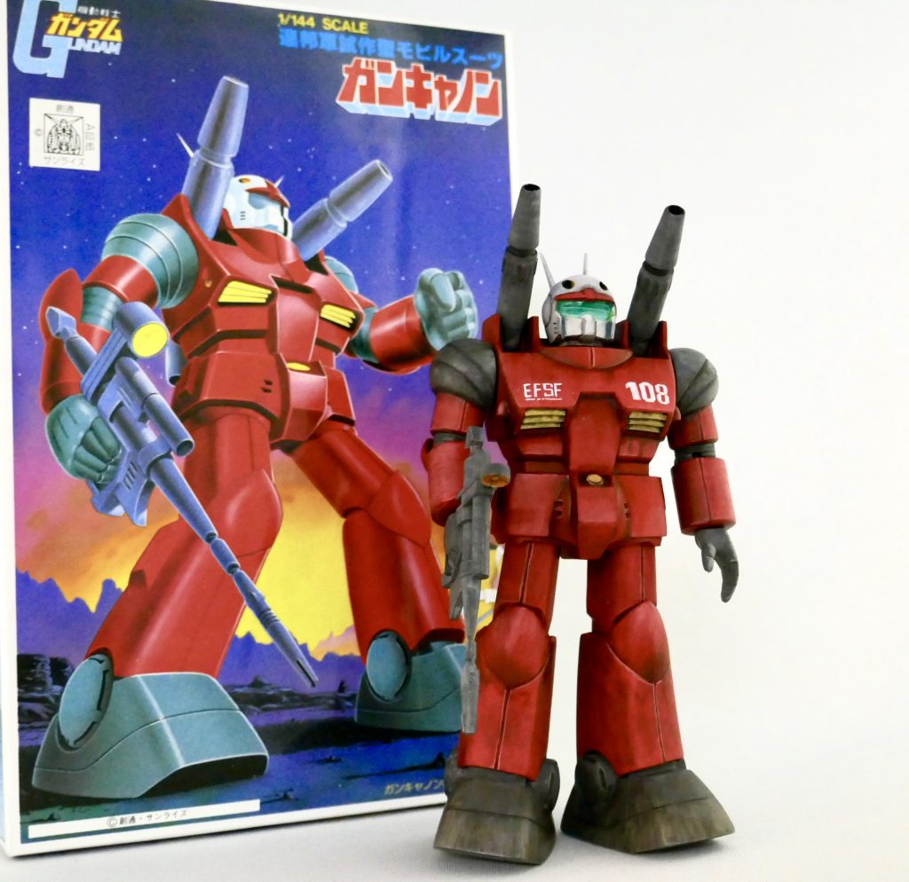 ということで旧キットガンキャノンでしたいかに肩幅を詰めるかが課題でした胴体に手をつけるとキャノンがあるため大掛かりな改修になってしまいますが、案外簡単な方法で対処できましたここまでお付き合い頂きありがとうございましたTwitterで進捗を投稿しています、そちらもフォローして頂けると嬉しいです