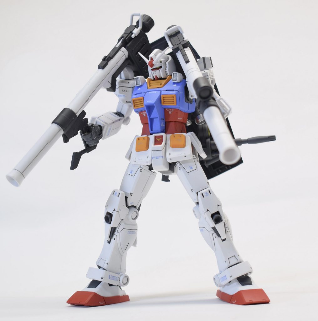 最終決戦もイメージしてジャンクにあったRGガンダムのバズーカも制作。二本持ちはロマン！