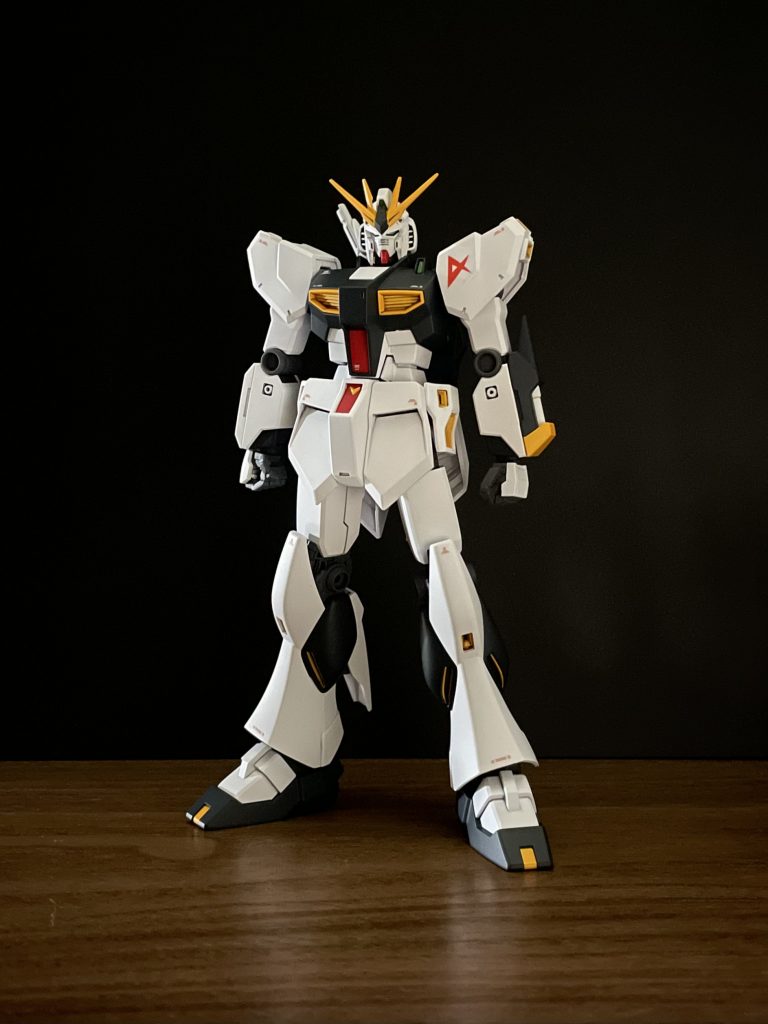 キットは発売日に入手していましたがなかなか作業出来ず、さらにスミ入れでパーツ割れたりしましたが何とか完成。