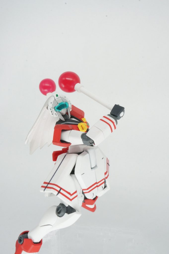 ビームリボンは派手だよねーと、武器はビームクラブに変更。先端球体はUVレジン製。いい感じに調色できました。