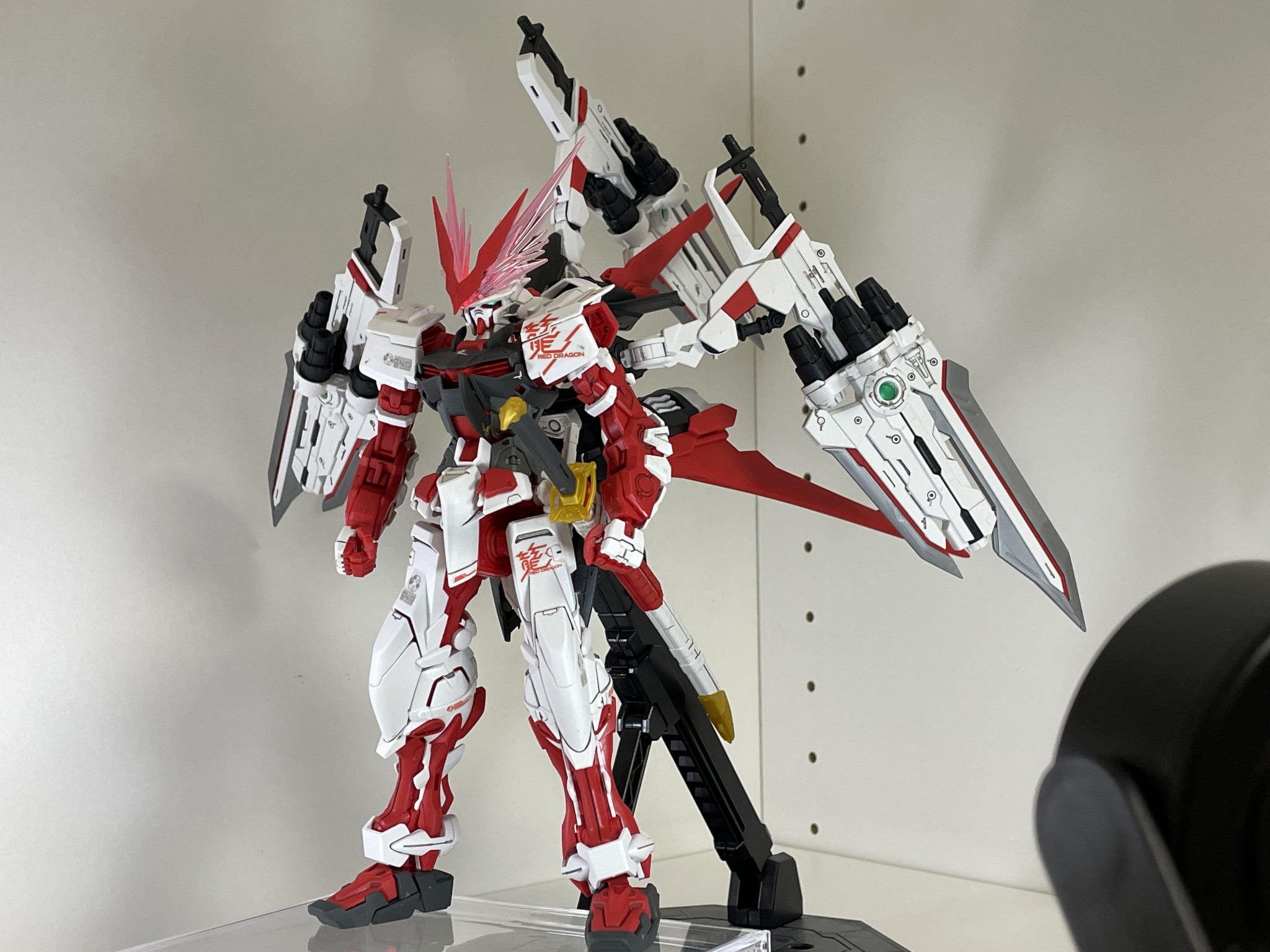 MG ガンダムアストレイレッドドラゴン｜ハルカモンさんのガンプラ作品