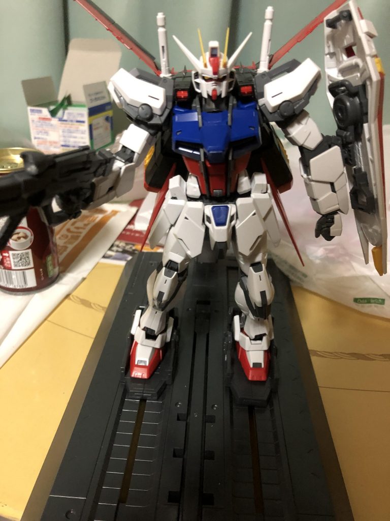 ストライクガンダム と。