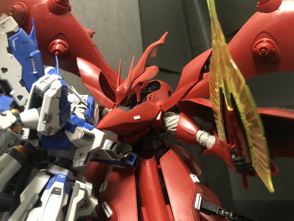 ここからHi-νガンダム視点が多めですね！