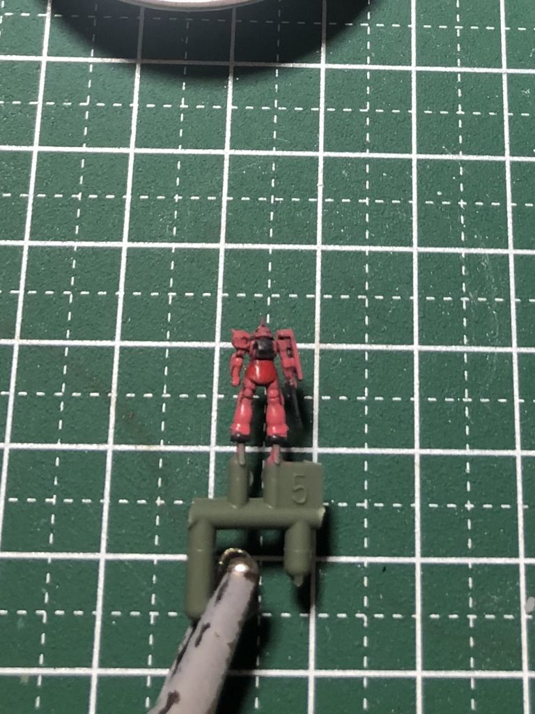 後ろです。大きさ13mmです