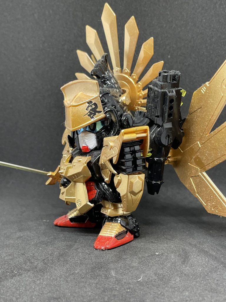 案外凛々しい。