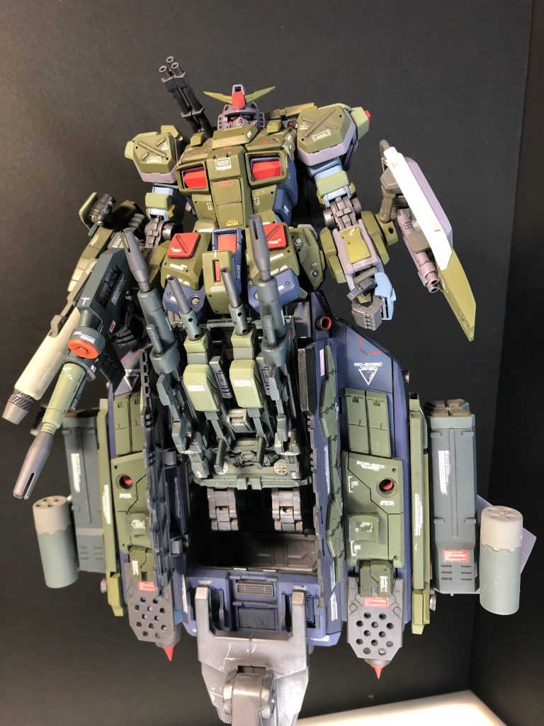 すみません、制作工程ではありません、予備の武器は上に出てきます