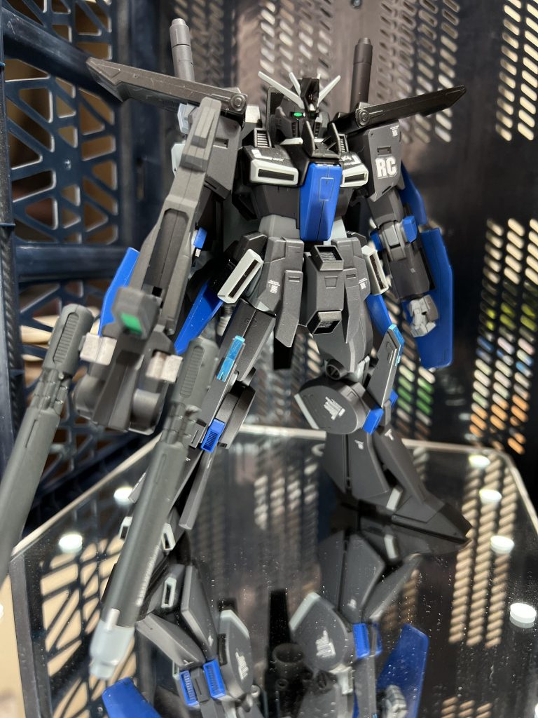 ロンドベル治安維持遊撃部隊特殊戦略作戦室機動９課〝STARS〟所属ZZガンダム参式という妄想であります👍🏻