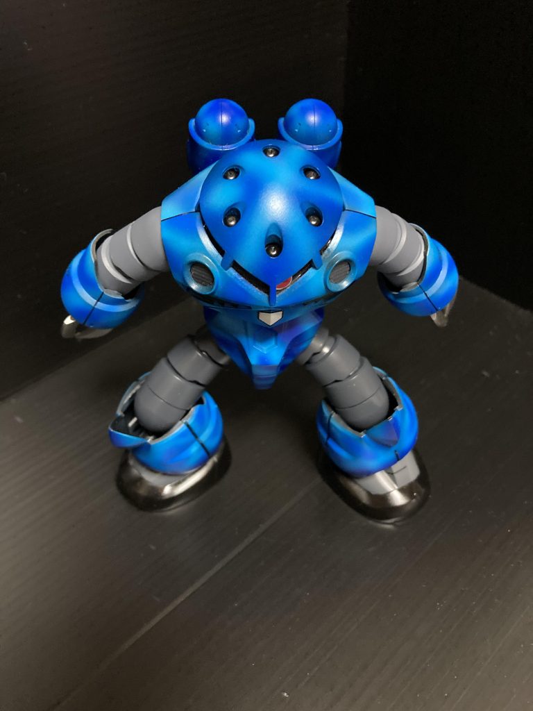 ミサイル発射ポーズ