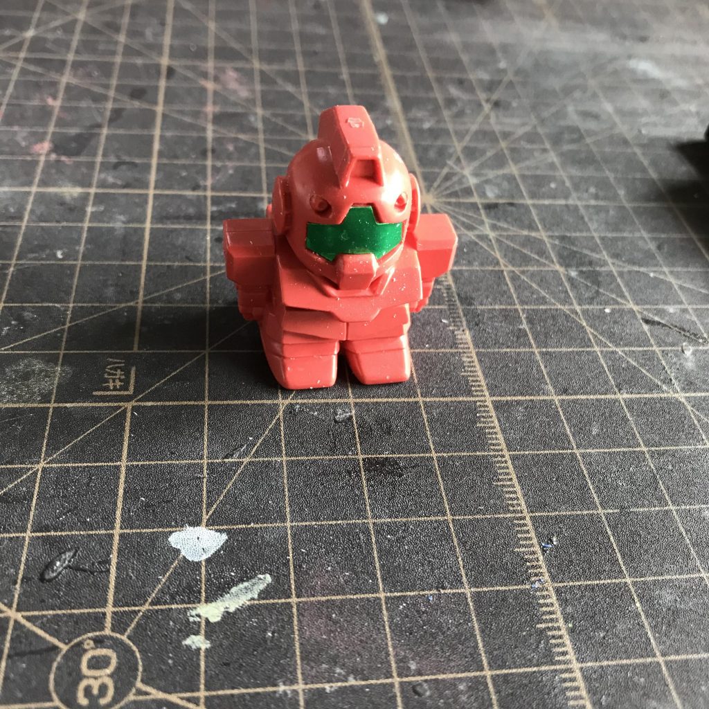 リボーンズキャノンの頭部はこの子にプラ板を貼って整形。サイズ感がちょうど良かったのです☺️