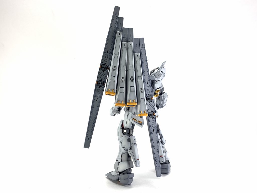 RG νガンダム–3枚目/制作者：guplafactory