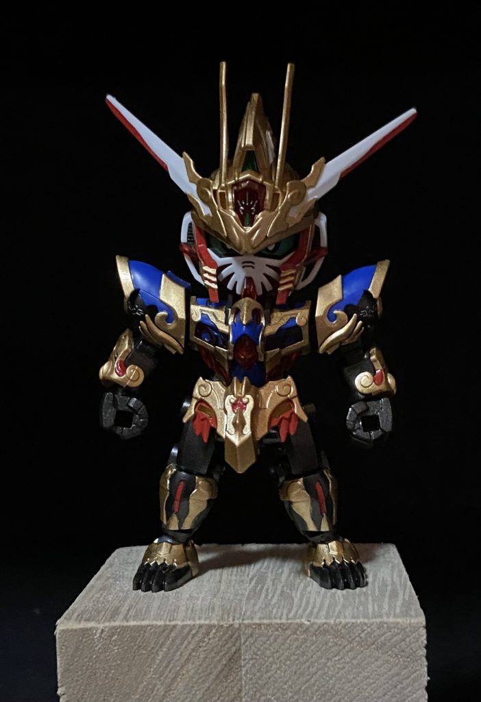 やっと立つ所まで来ました。…がここが折り返し。残りのクリアパーツをみて手が止まるw