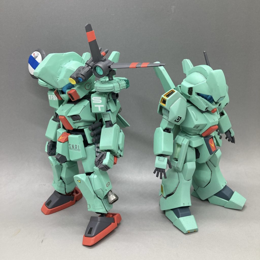 ジェガンとは大体同じくらいの身長にしています。