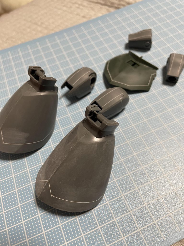 簡単なスジボリしかできません。