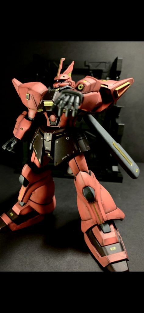 ビームライフルも最後の最後に持ち手がポッキリ…せめてものポージング。比較的、番号若めのキットながらも個人的にはスタイルなどかなり好みな機体でした。最後までご覧頂き、有難うございます^_^。